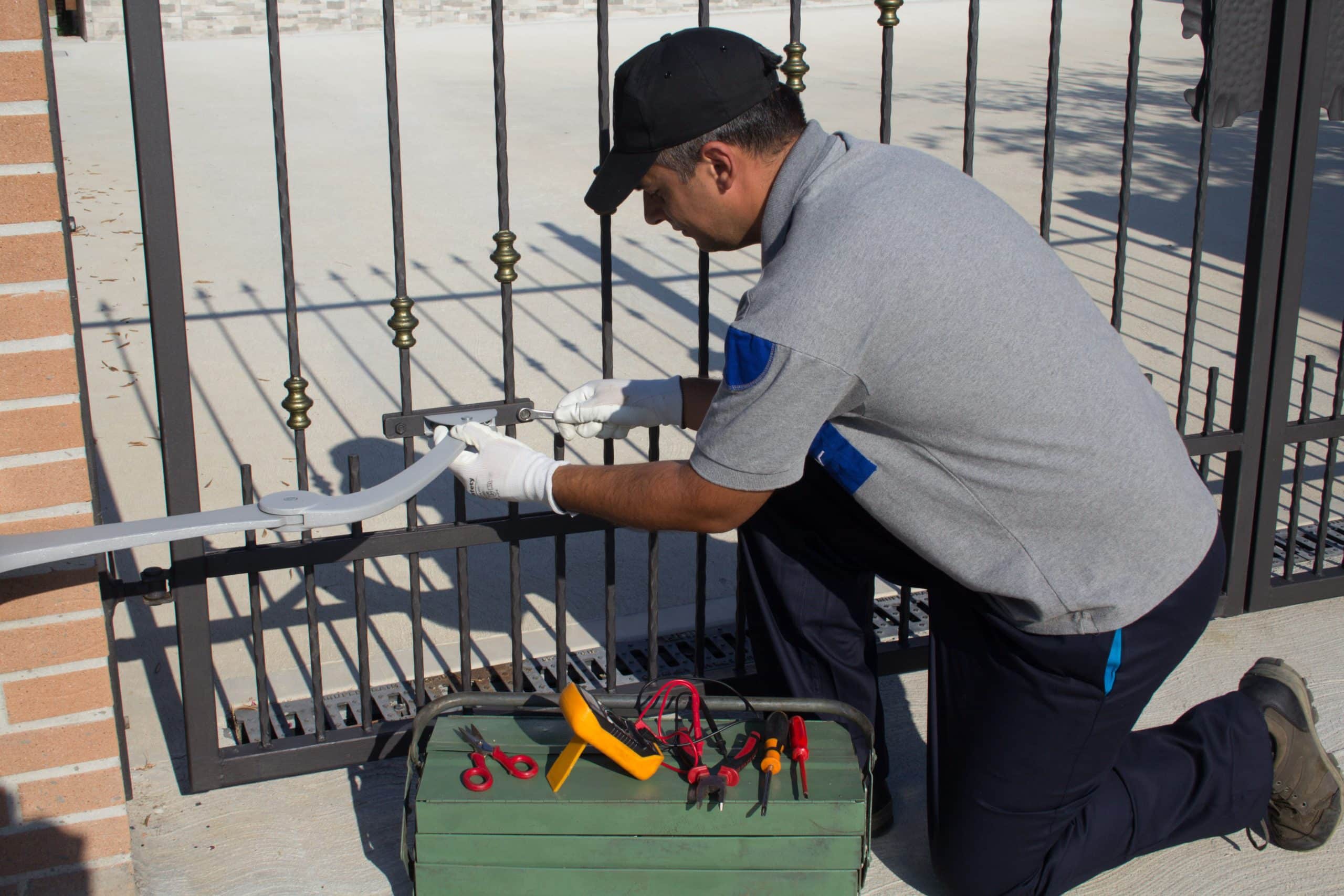 Emergency gate repairs for faulty entry systems.